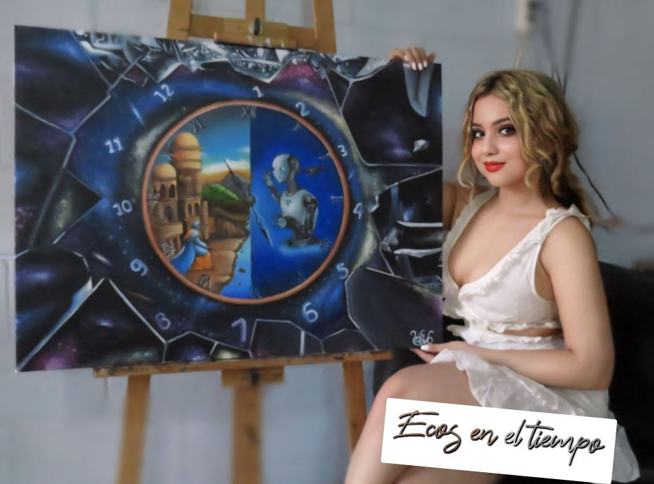 Violeta Michelle Cortez Surio junto a su pintura terminada Ecos en el tiempo